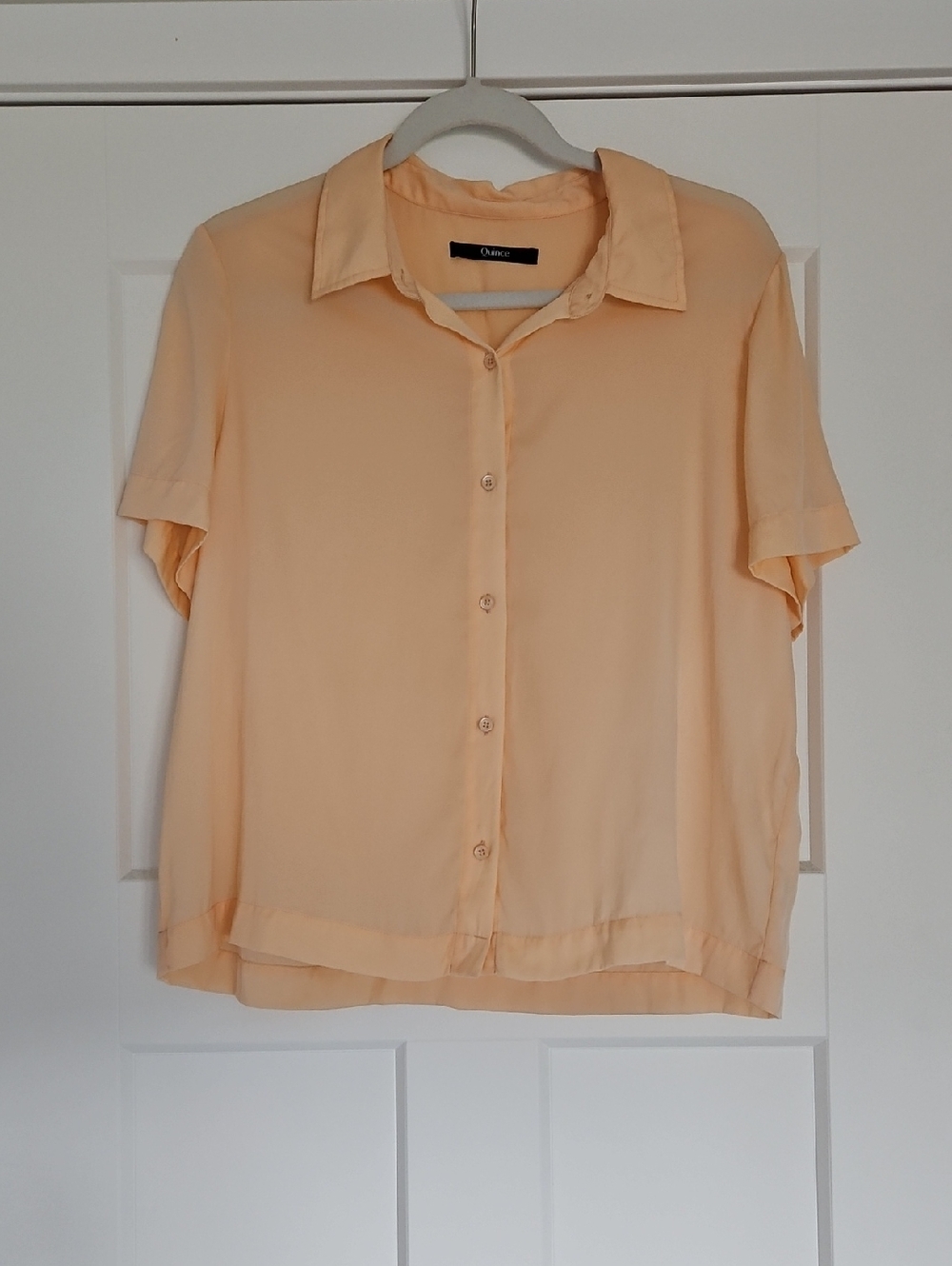 Silk Quince Peach Short-Sleeve Button-Down Blouse- Womens Size Medium